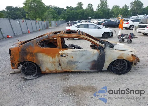 2005 Scion Tc из США, поврежденный, VIN JTKDE167150027348